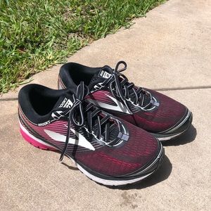 Excellent condition Brooks Ghost 10